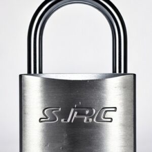 Candado metálico S.P.C de alta seguridad | Protección confiable para puertas y rejas